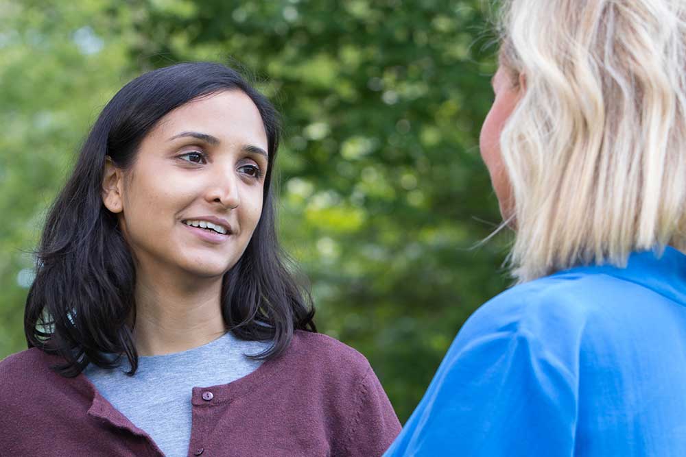 Patient talks to clinician outside