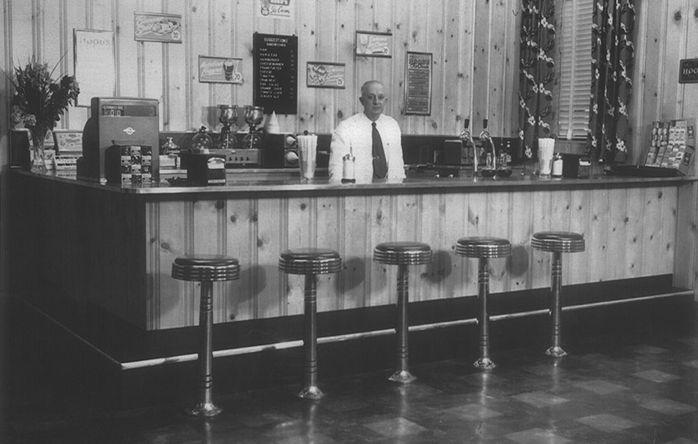 Vintage photo of McLean’s snack bar in 1964