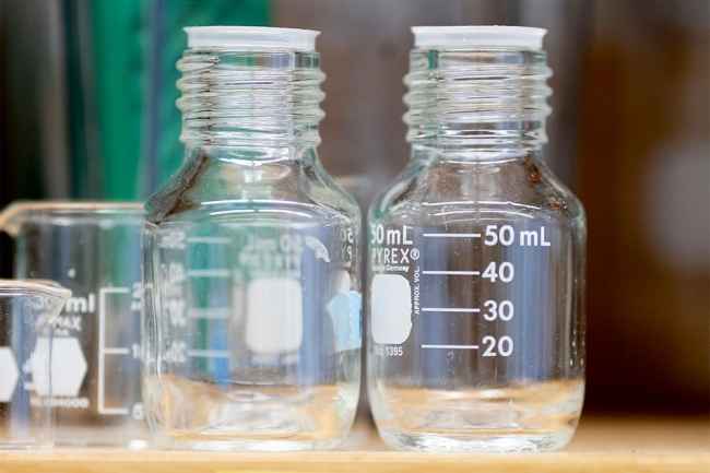 Glass lab beakers