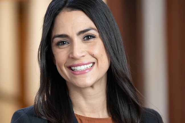 Dr. Fairlee Fabrett