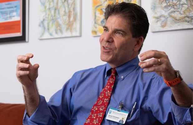 Dr. Daniel Dickstein