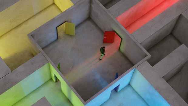Maze with different color choices